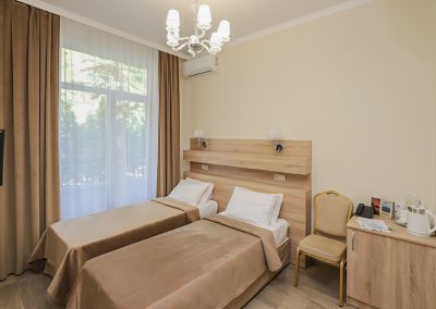 Двухместный номер Комфорт в санатории Пятигорье в городе Пятигорске - фотография