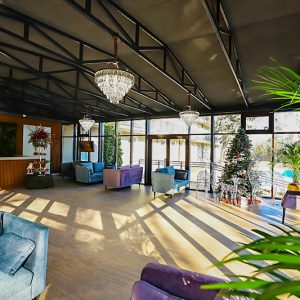 Холл в санатории Пятигорье в городе Пятигорске - фотография