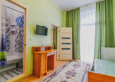 Семейный номер в санатории Пятигорье в городе Пятигорске - фотография