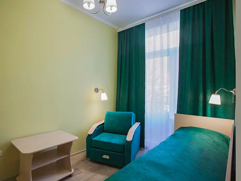 Одноместный номер Стандарт в санатории Пятигорье в городе Пятигорске - фотография