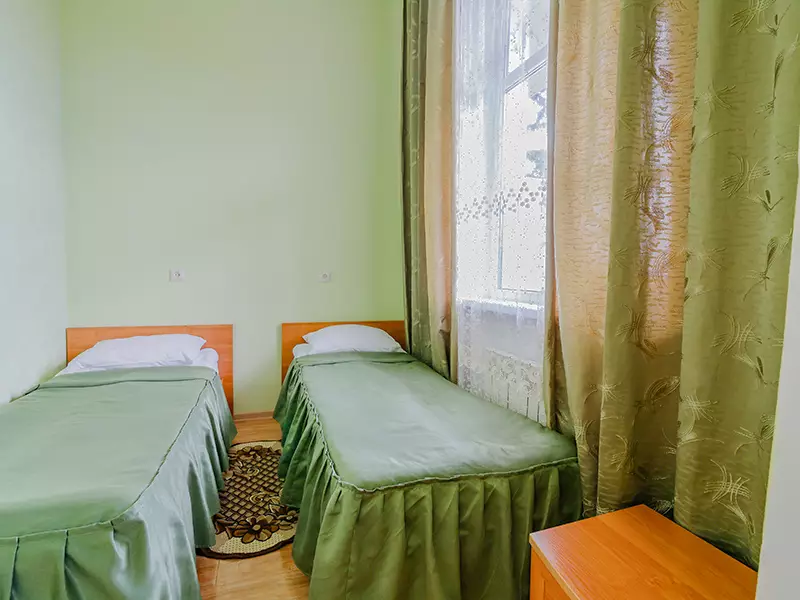 Семейный номер в санатории Пятигорье в городе Пятигорске - фотография