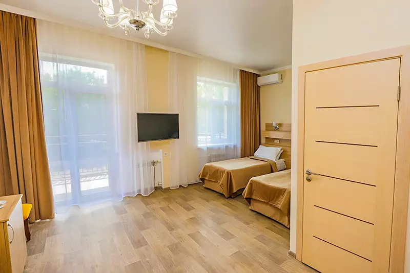 Семейный номер Комфорт в санатории Пятигорье в городе Пятигорске - фотография