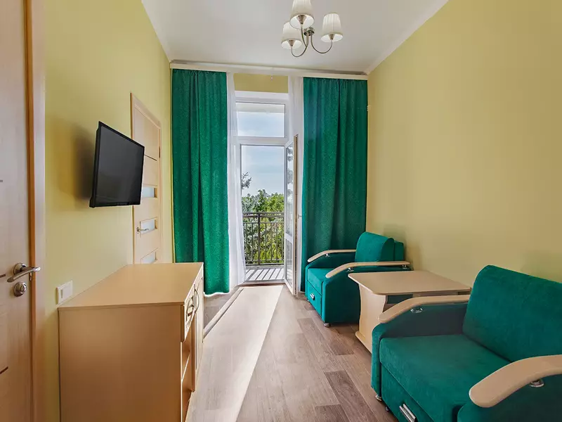 Семейный номер Стандарт в санатории Пятигорье в городе Пятигорске - фотография