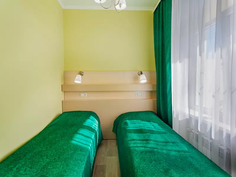Семейный номер Стандарт в санатории Пятигорье в городе Пятигорске - фотография